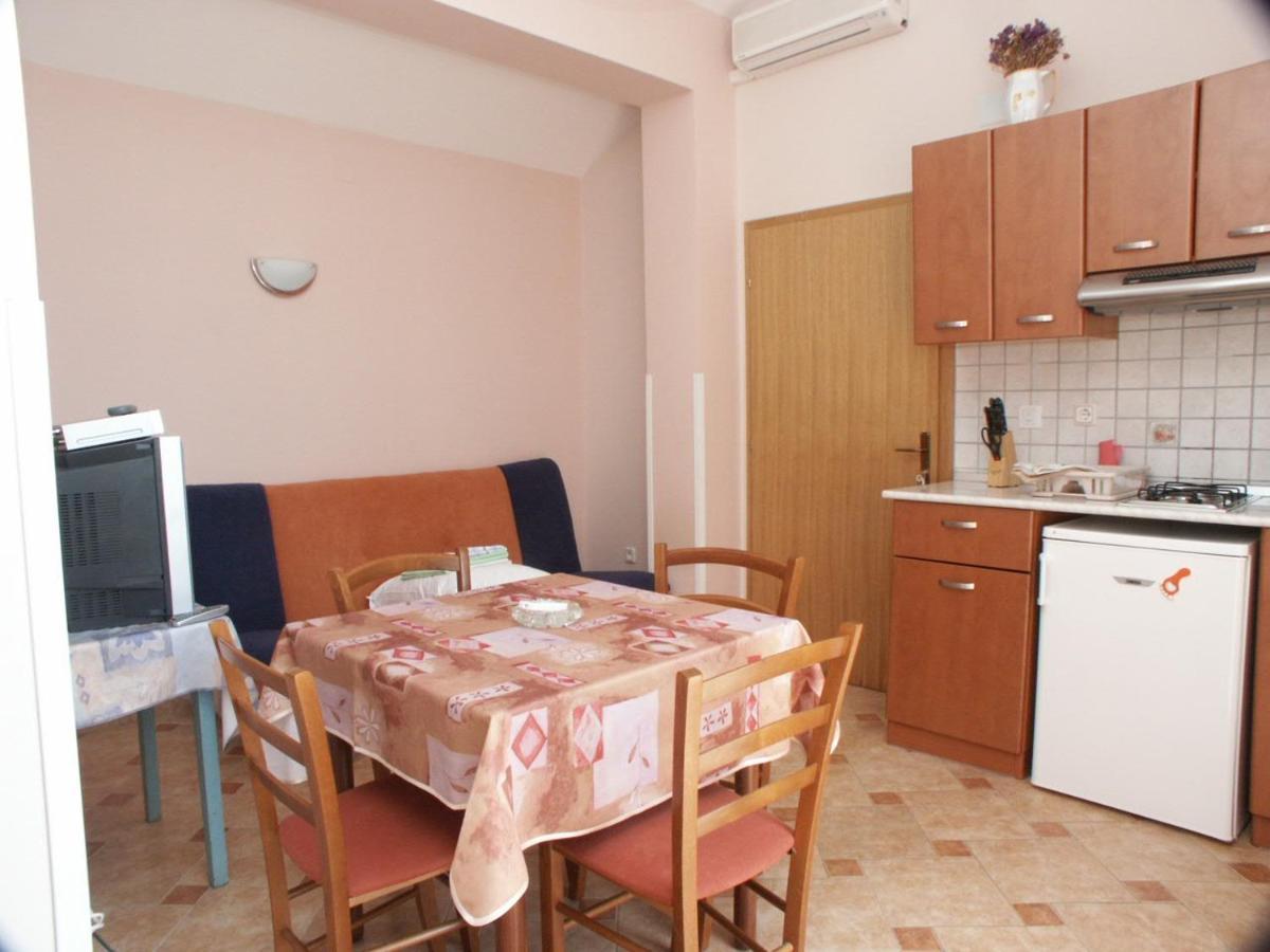 Apartments By The Sea Crikvenica - 2354 エクステリア 写真