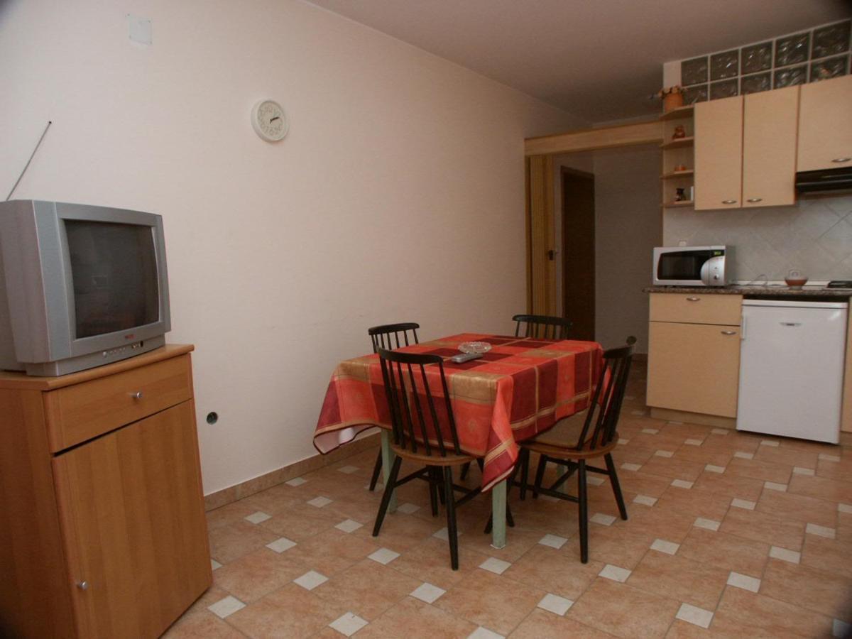 Apartments By The Sea Crikvenica - 2354 エクステリア 写真
